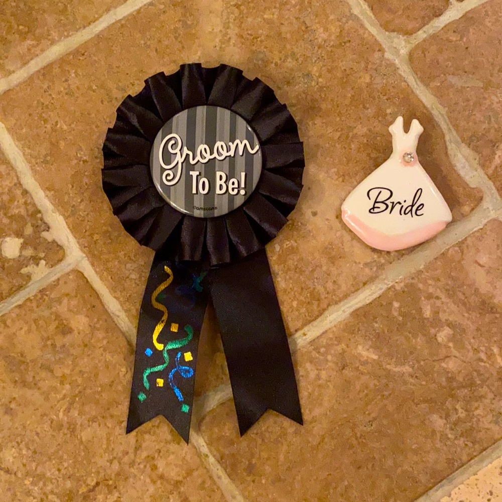 Bride Ceramic Pin & Groom to Be! Ribbon Pin Like New